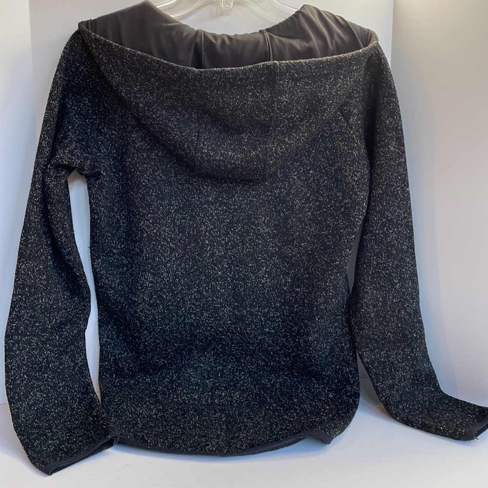 Thread & Supply 3/4 snap fleece hooded pullover size small - Picture 5 of 6